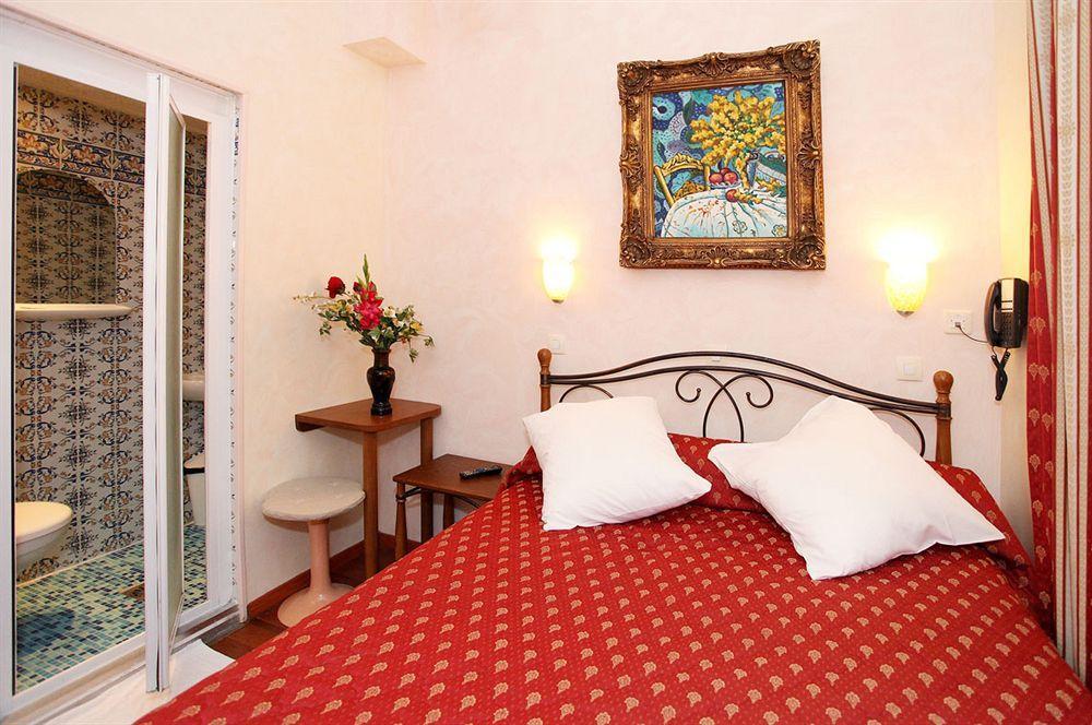 Pratic Hotel Paris Ngoại thất bức ảnh